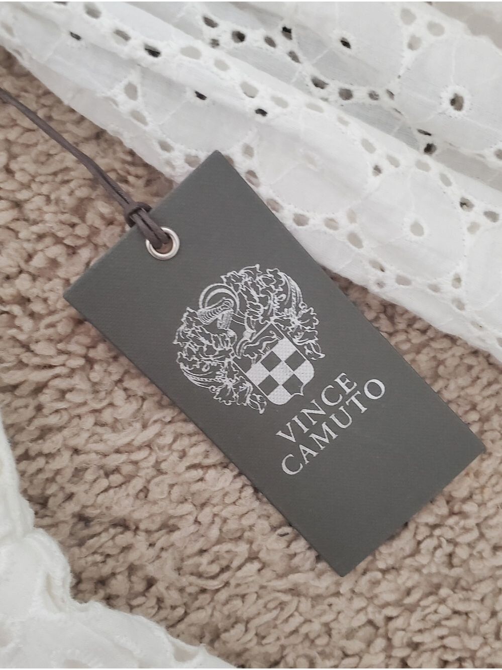 Vince Camuto White Eyelet Mini Dress Size 10 - Picture 9 of 13